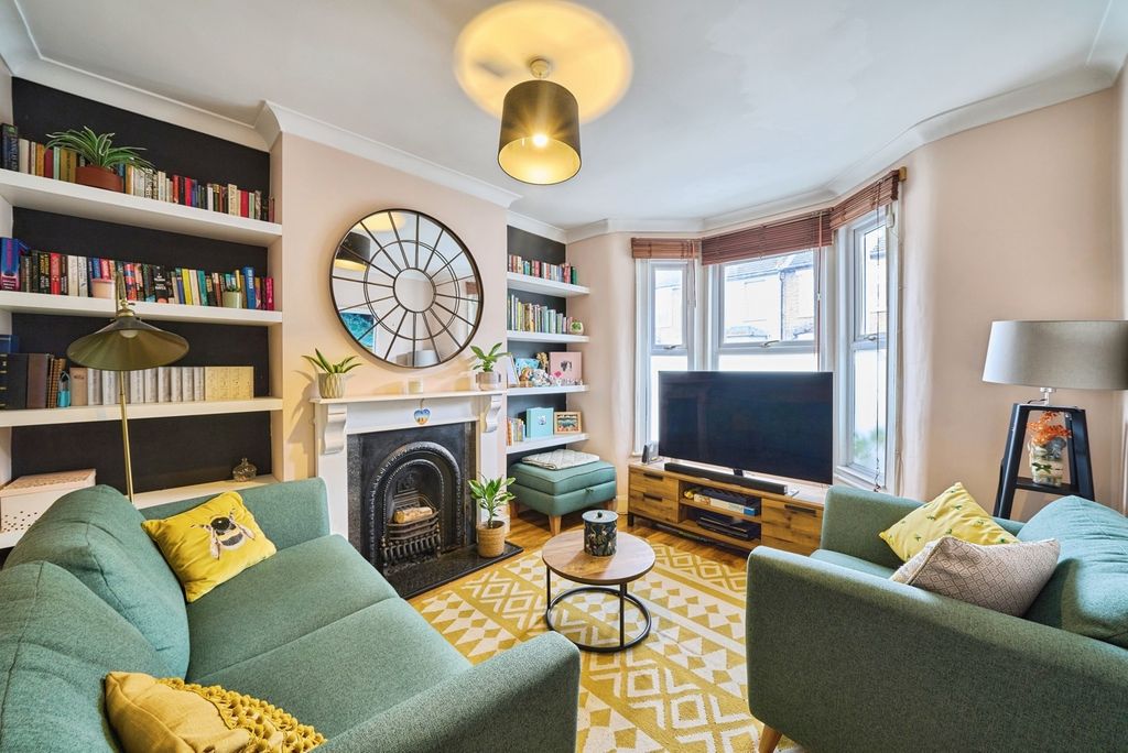 Property photo 1 of 16 Photo