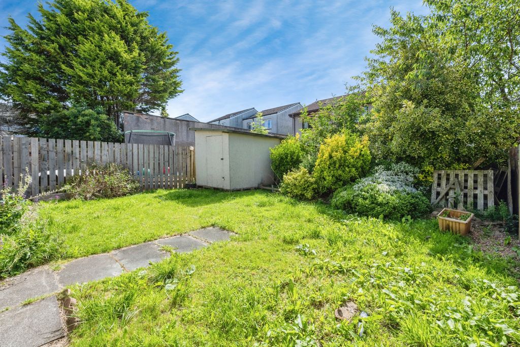 Property photo 2 of 15 Rear Garden