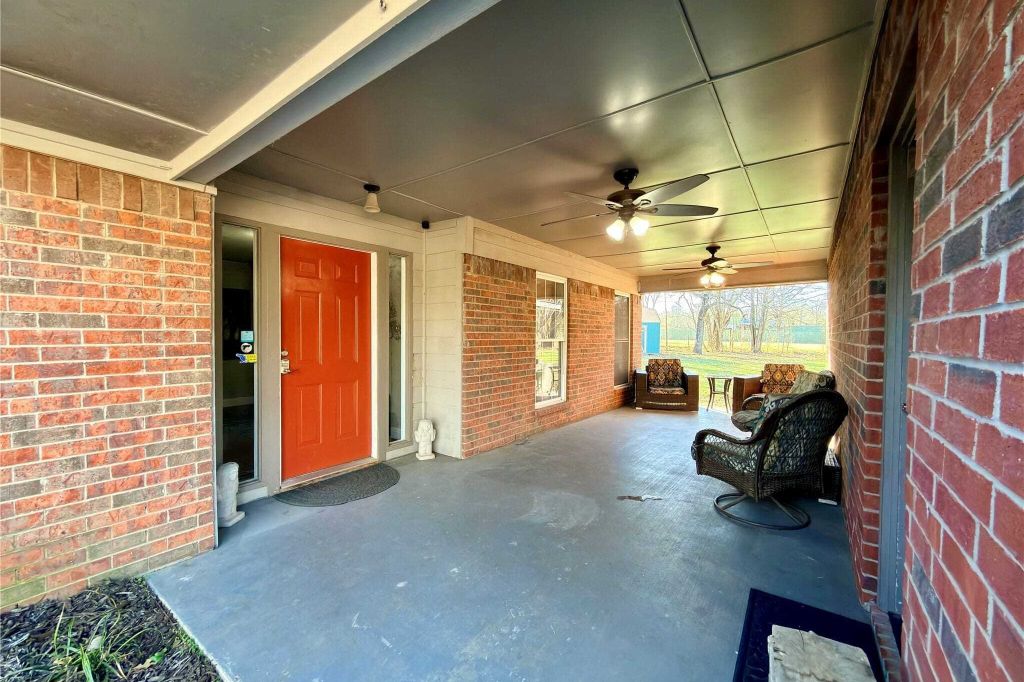 Property photo 3 of 31 <Alttext/>