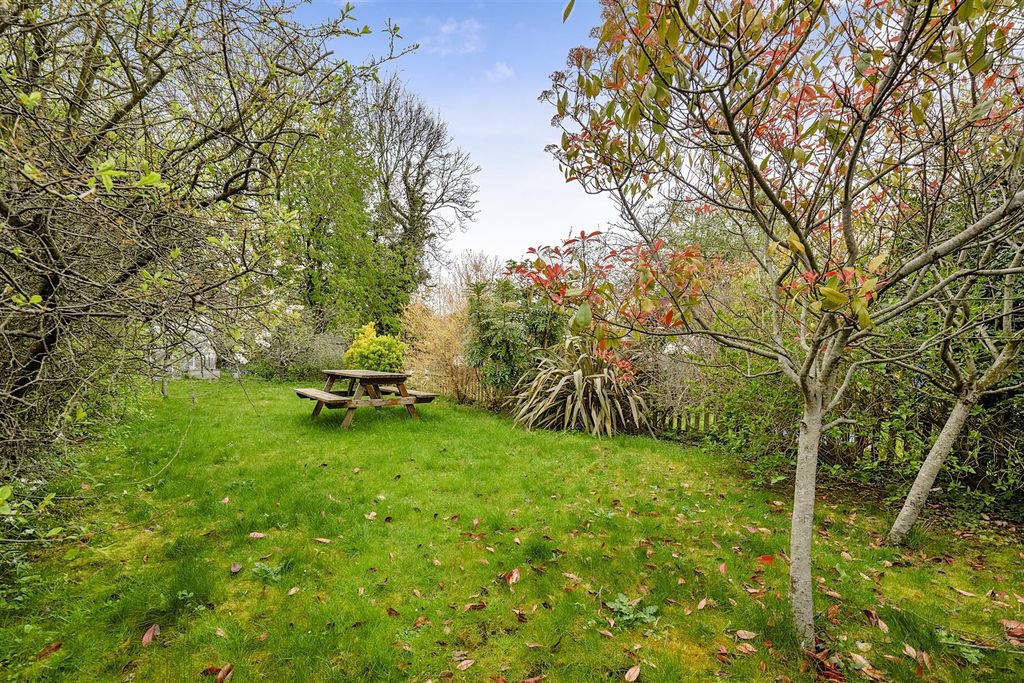 Property photo 3 of 14 1441768-17-69d8A561746Bd.Jpg