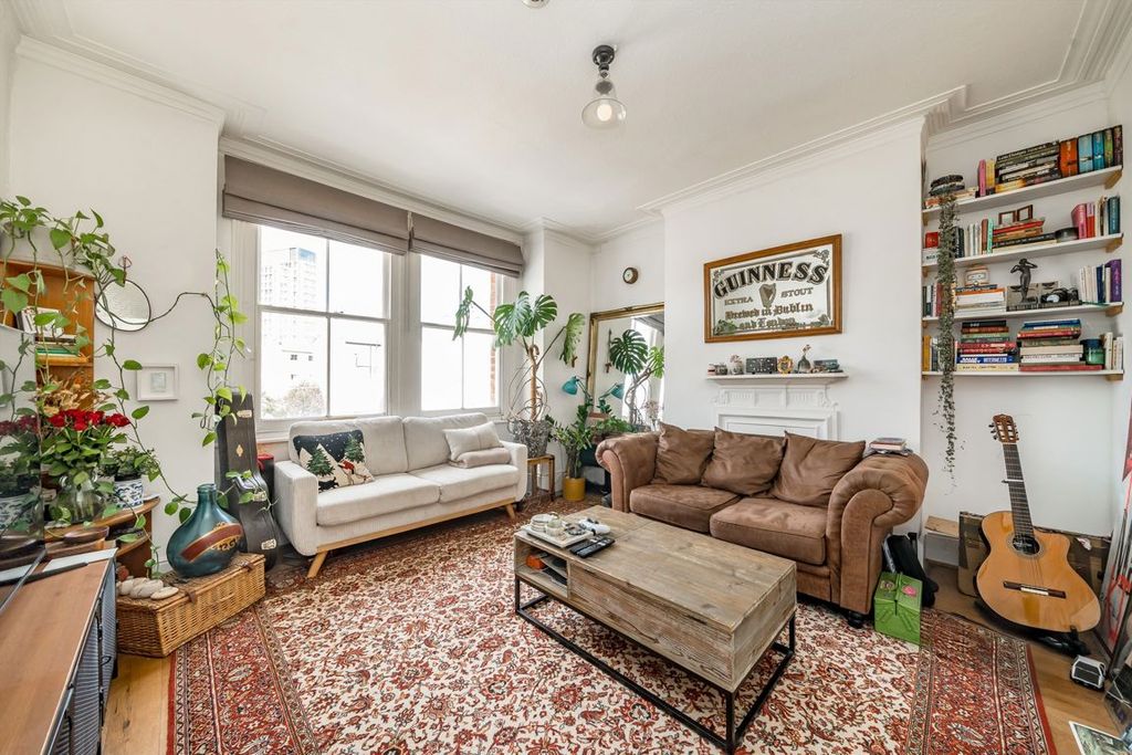 Property photo 2 of 6
