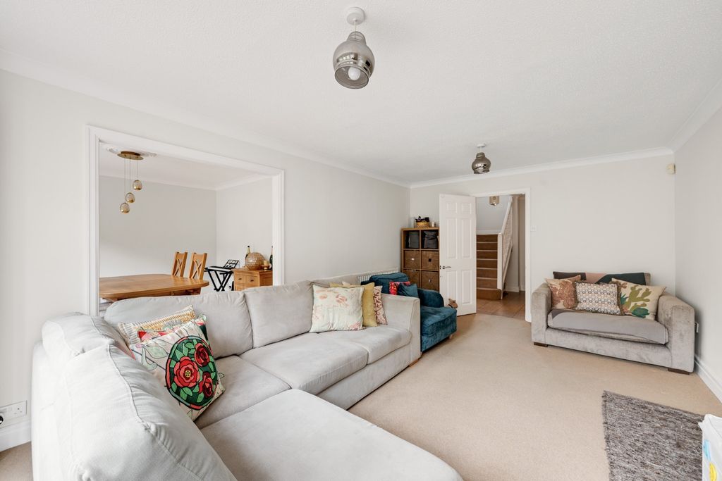 Property photo 3 of 17 5530194