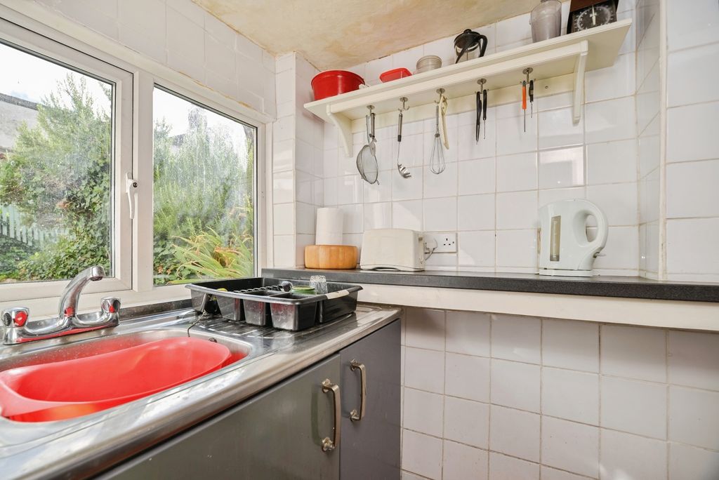 Property photo 3 of 18 Pbox-Img.Jpg