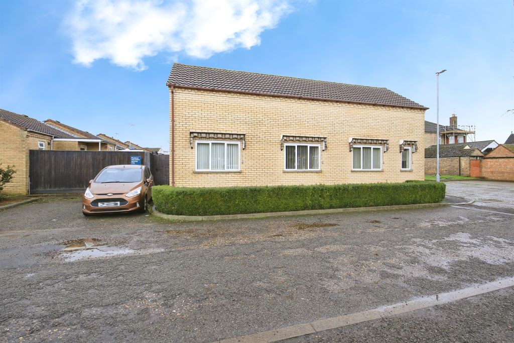 Property photo 1 of 13