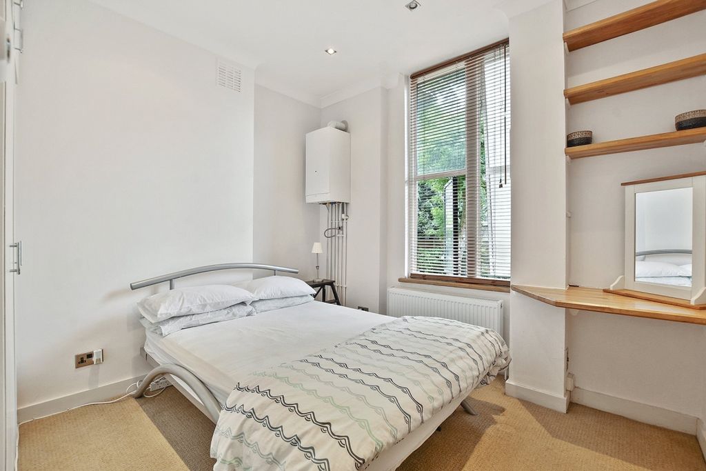 Property photo 3 of 7