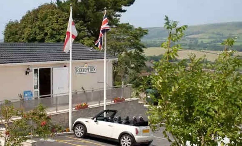 Property photo 2 of 7 Photo 3