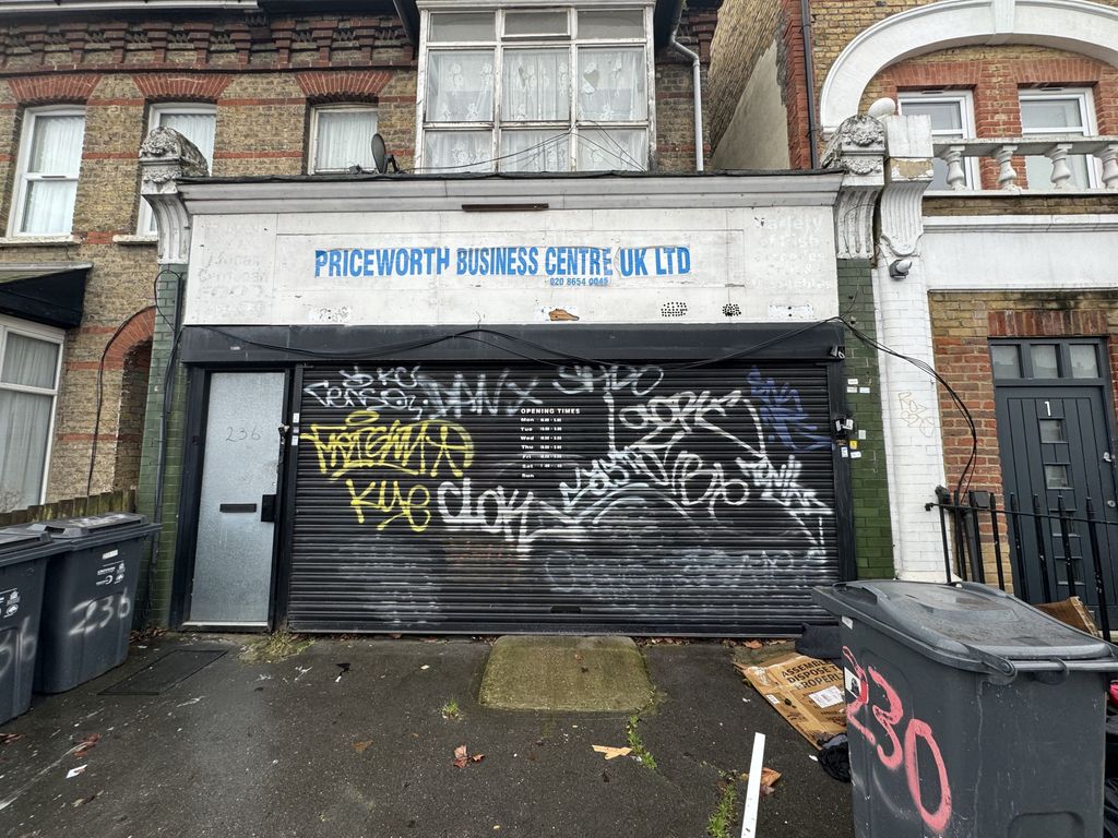 Property photo 1 of 3