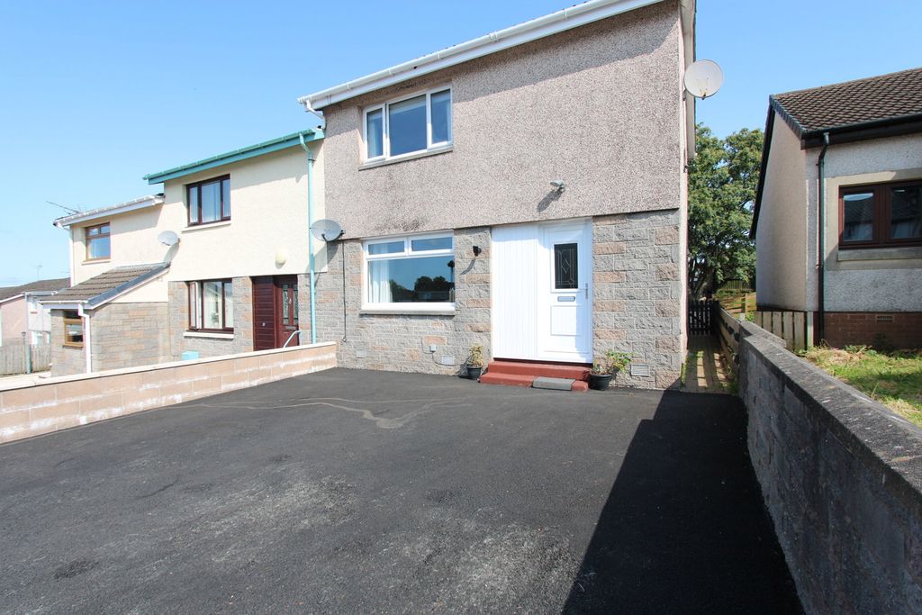 Property photo 2 of 23