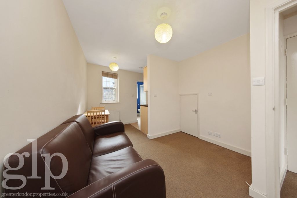 Property photo 2 of 14 2461753