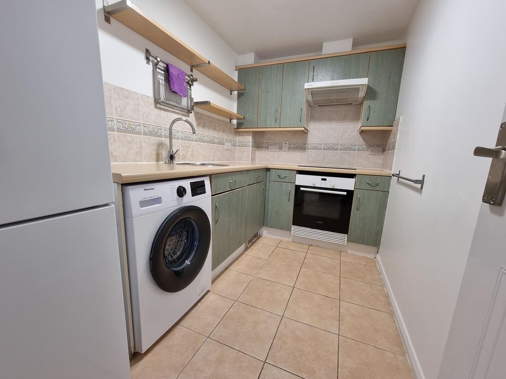 Property photo 2 of 9