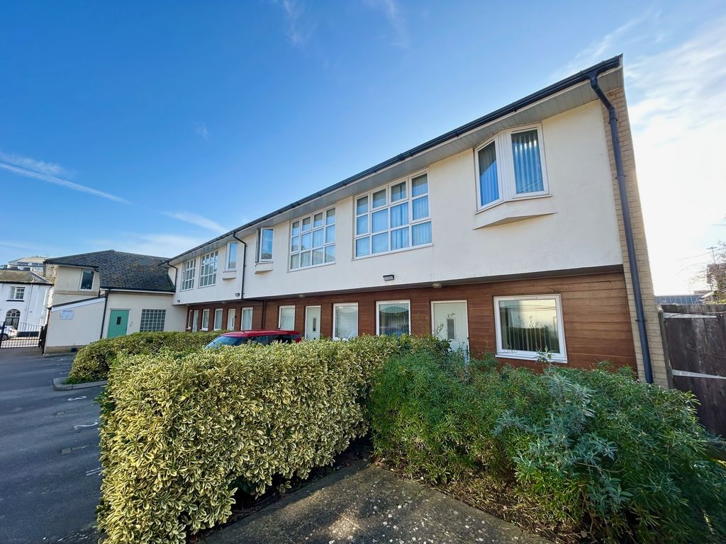 Property photo 1 of 14 Front