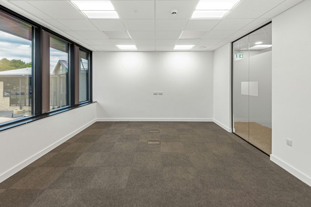 Property photo 3 of 12 1F.Jpg