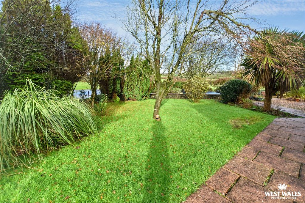 Additional image 21 of 4 bed detached bungalow for saleTempleton, Narberth SA67