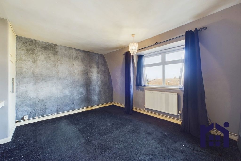 Property photo 3 of 9 Bedroom One