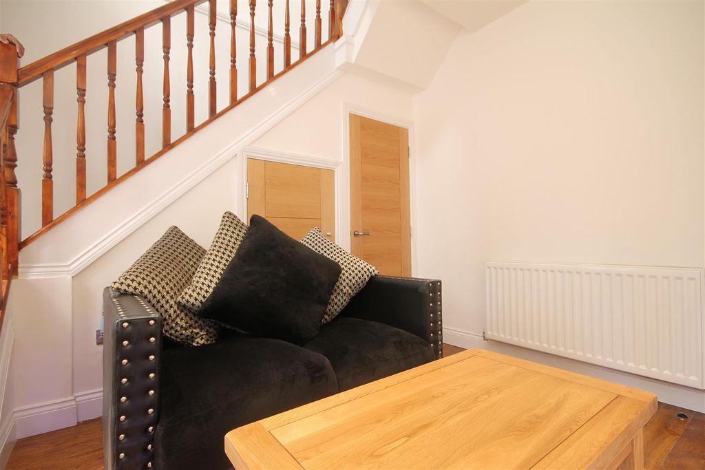 Property photo 3 of 6 3.Jpg