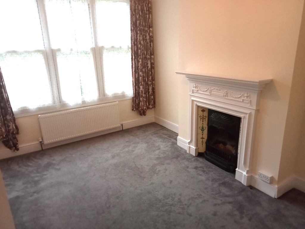 Property photo 3 of 7