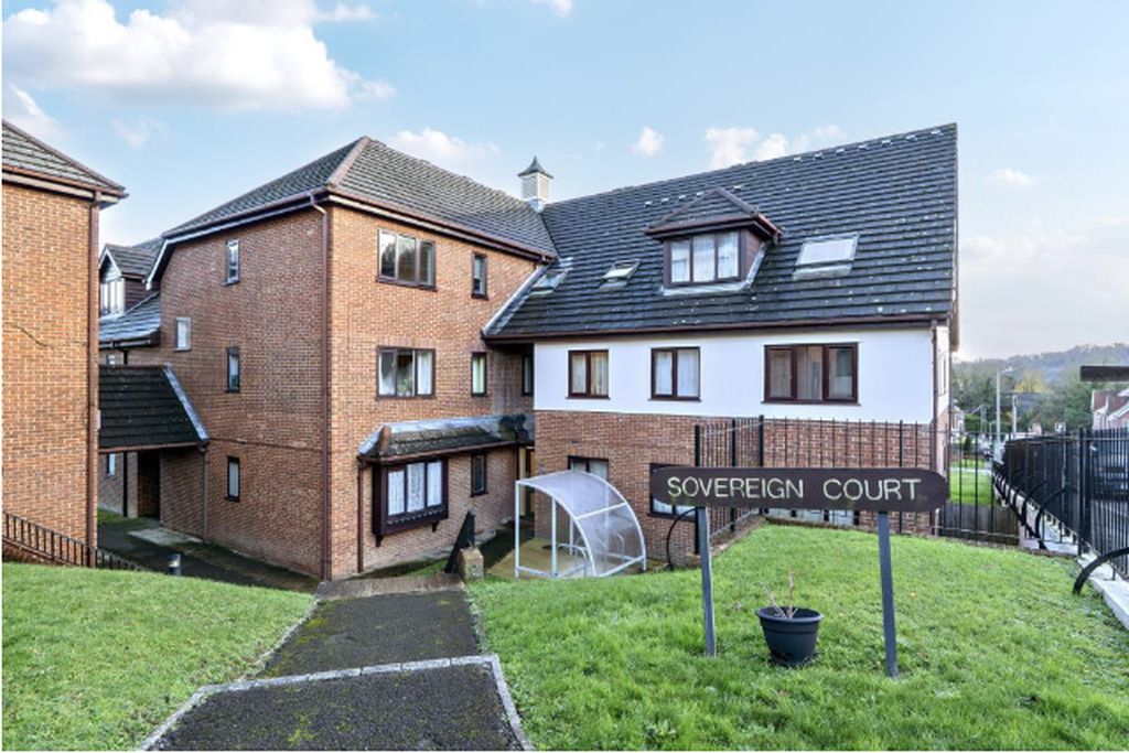 Property photo 1 of 6
