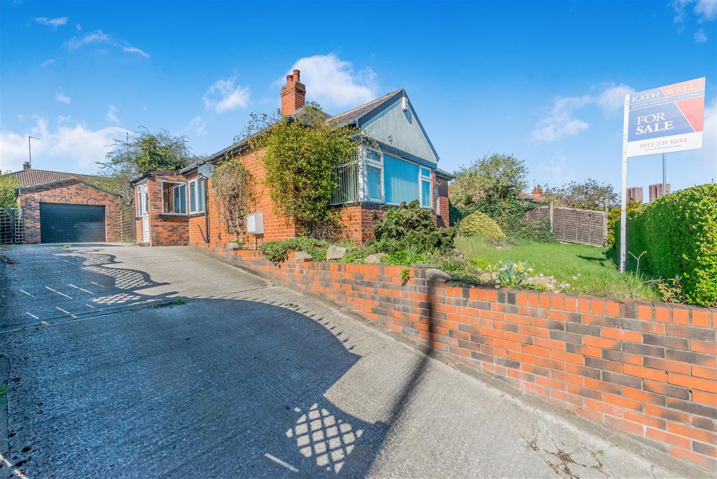 Property photo 1 of 29