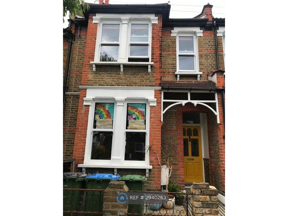 Property photo 2 of 23
