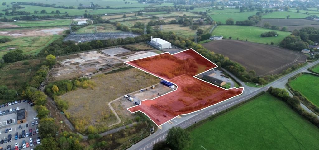 Property photo 1 of 5 Photo 8