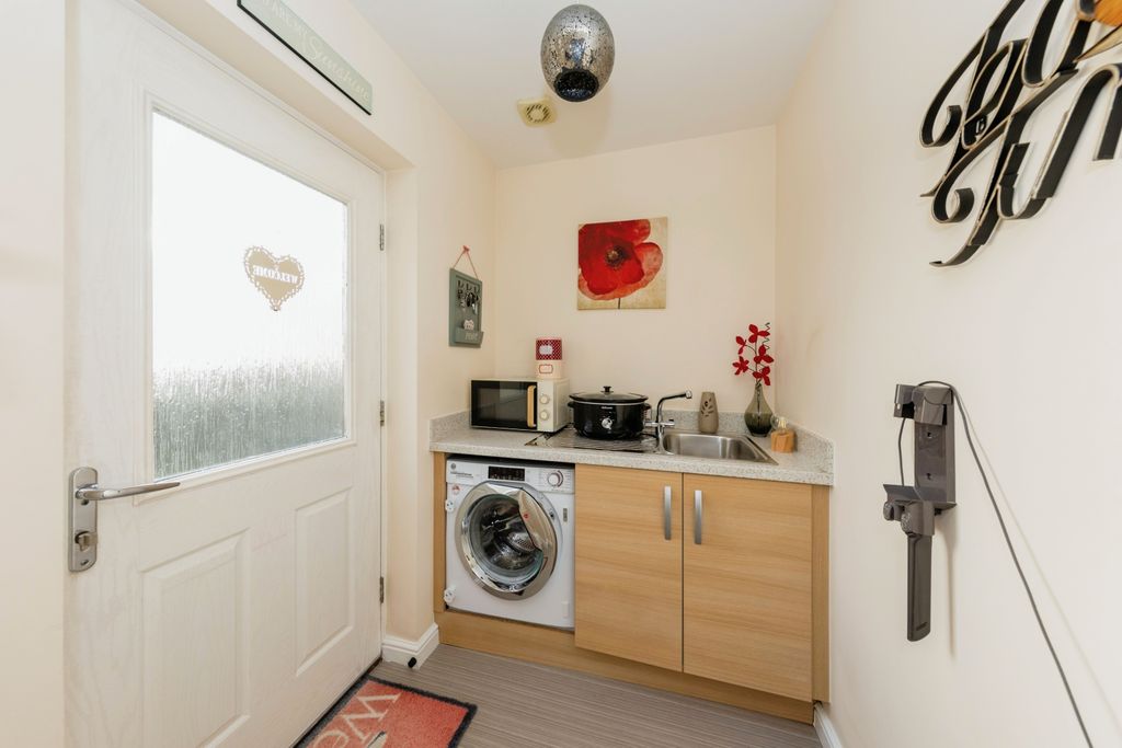 Property photo 3 of 19 Photography