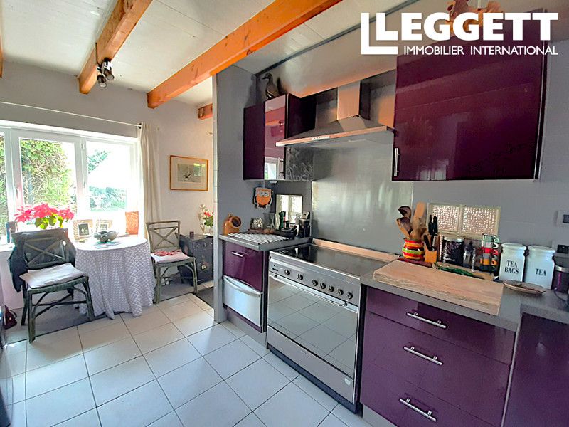 Property photo 3 of 10