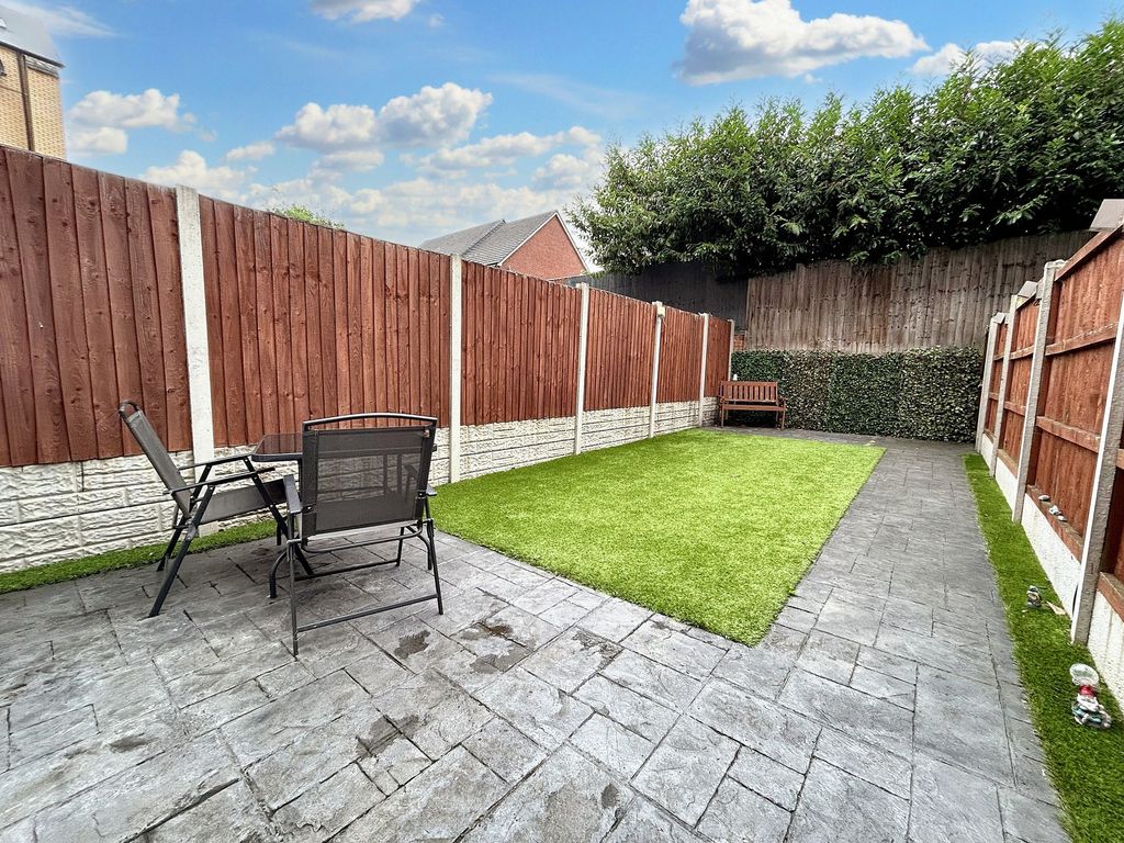 Property photo 3 of 38
