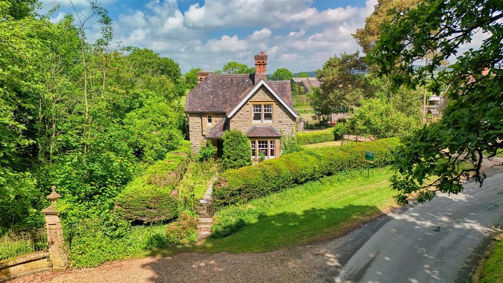 Property photo 1 of 17 Drone