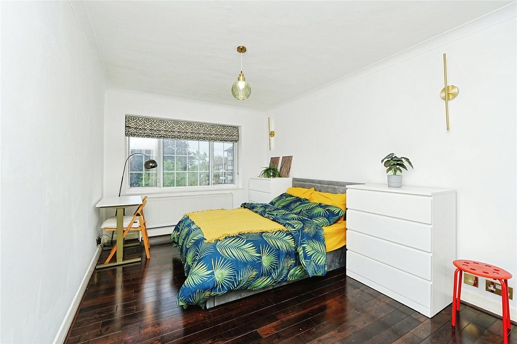 Property photo 2 of 13 Picture No. 05