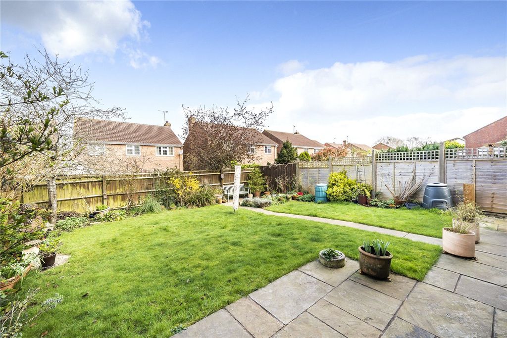 Property photo 3 of 15 Bktfldwsn23021210