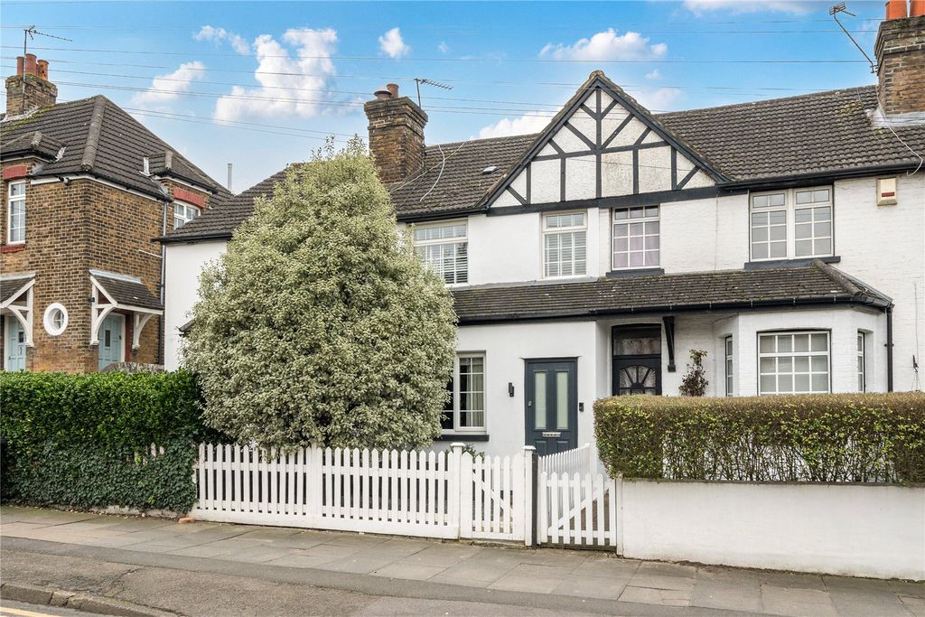 Property photo 1 of 34 Picture No. 32