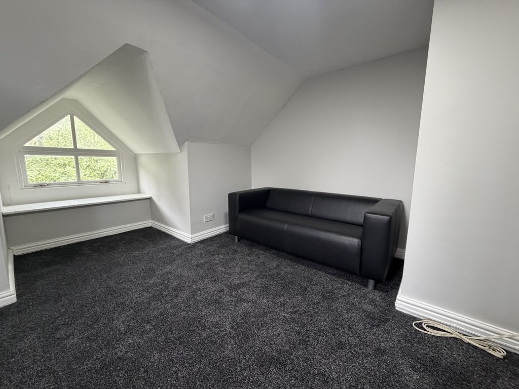 Property photo 2 of 6 Img_1460