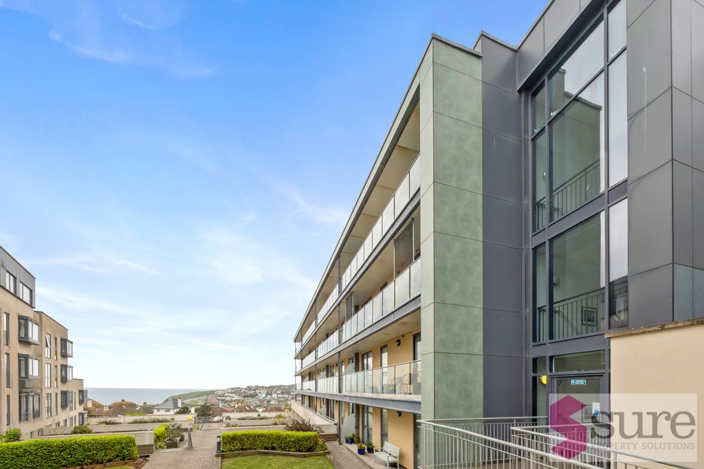 Property photo 1 of 15 Suez Way, Caspian Heights 20-015(1)