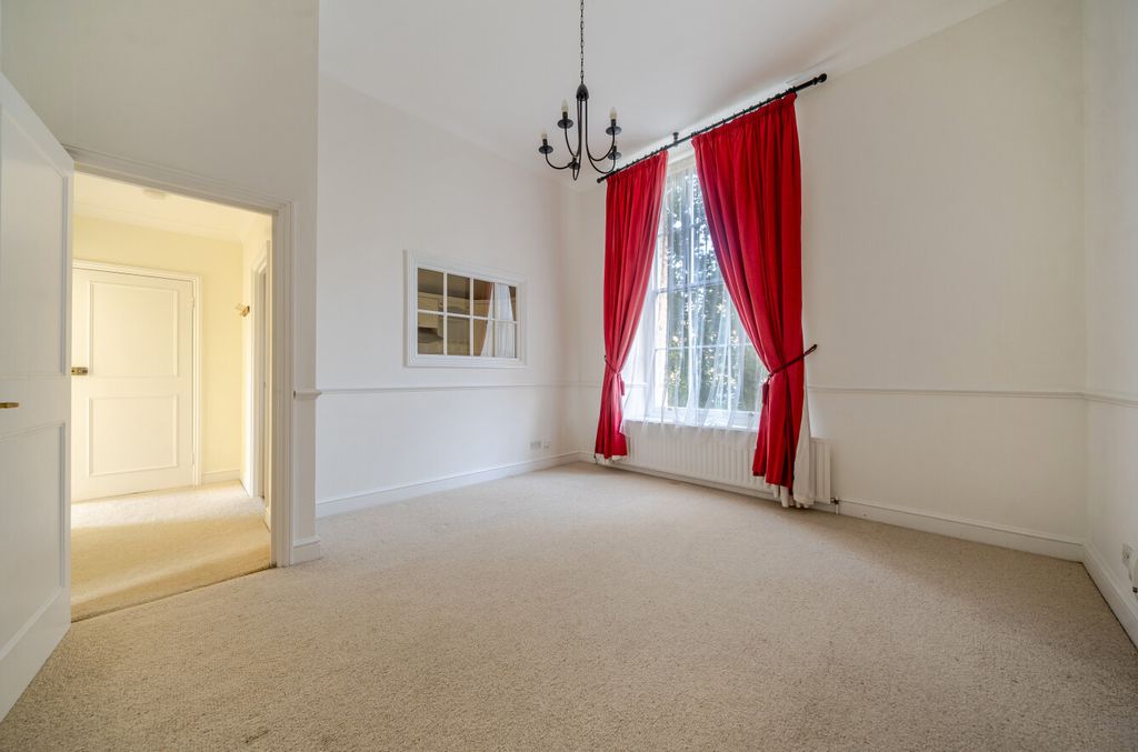 Property photo 2 of 17 1520228-7-6Aaac1E...