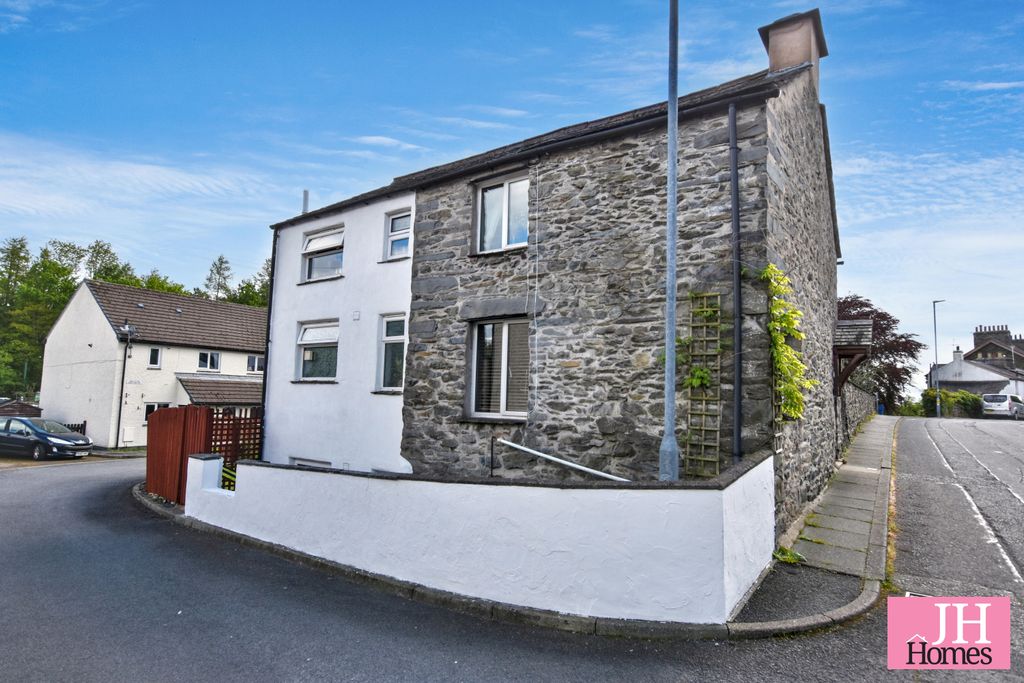 Property photo 1 of 24