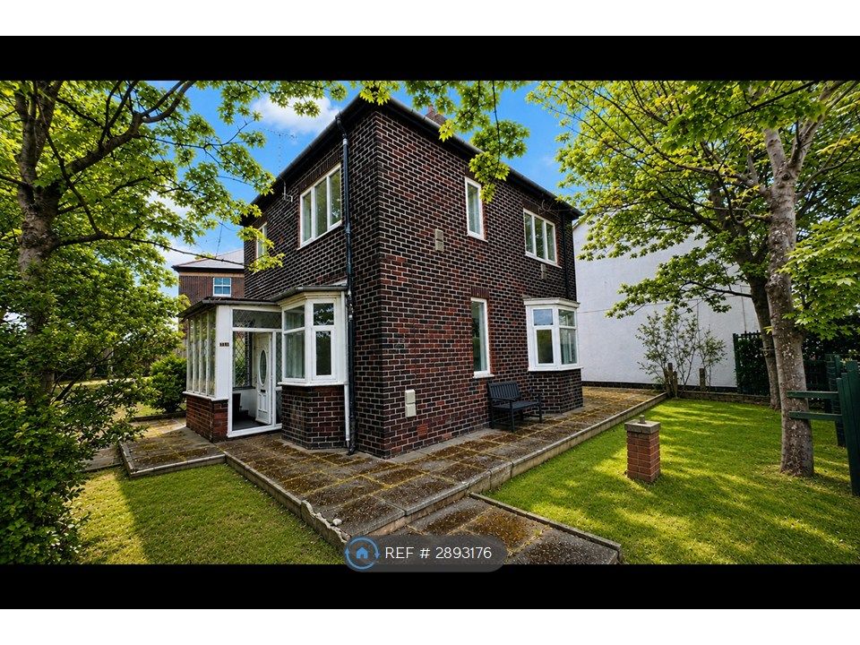 Property photo 1 of 10 Front