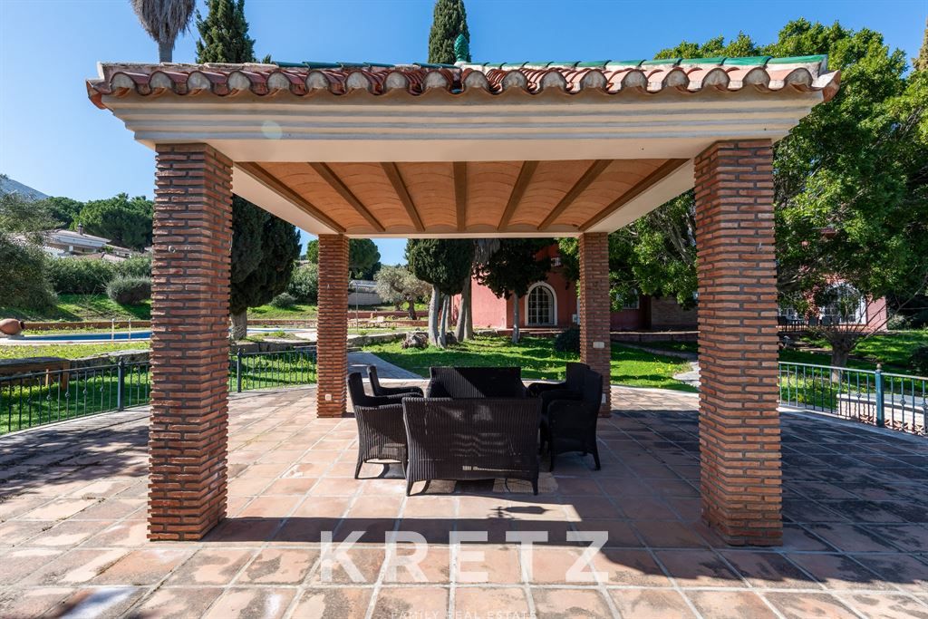 Property photo 3 of 28