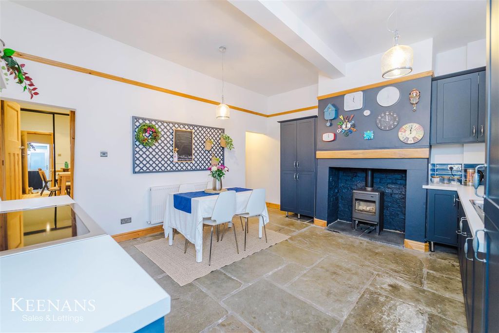 Property photo 3 of 49 3.Jpg