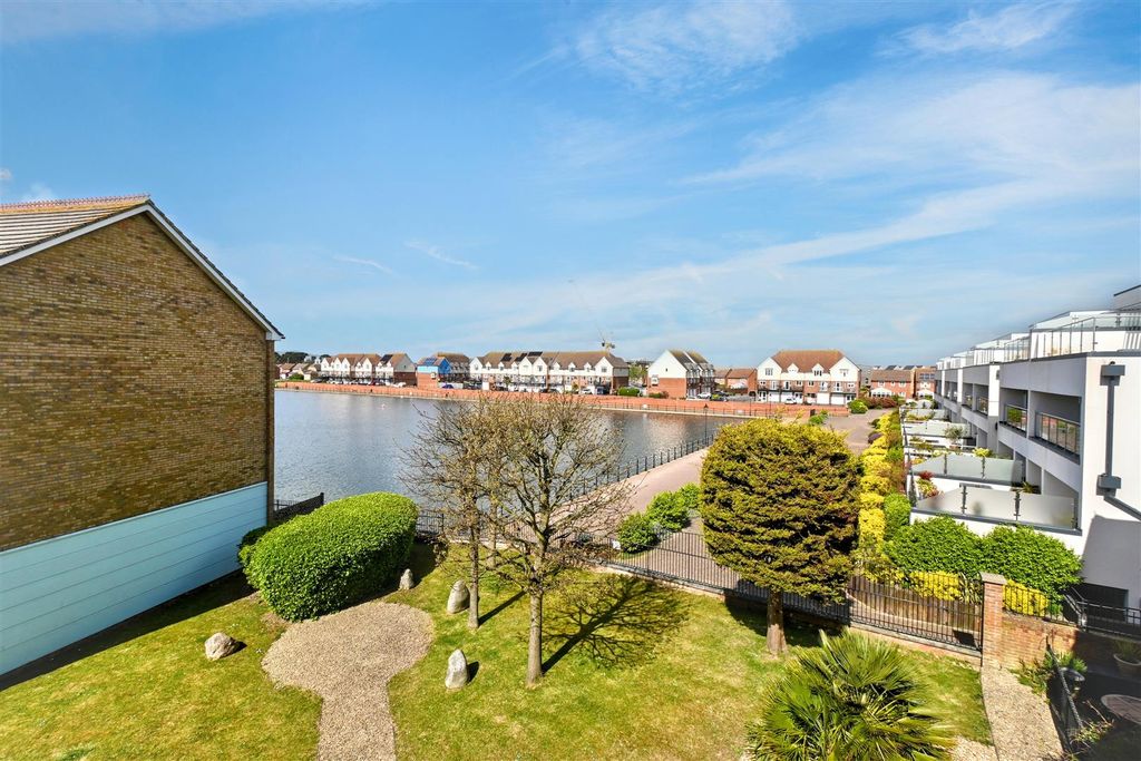 Property photo 3 of 17 Dsc_1014.Jpg