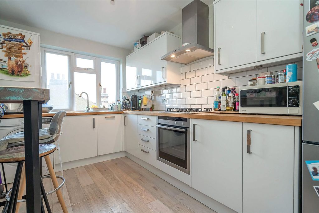 Property photo 3 of 19 Kitchen A