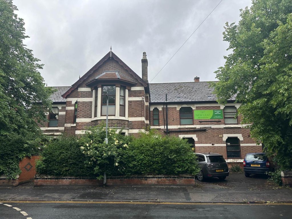 Property photo 1 of 10