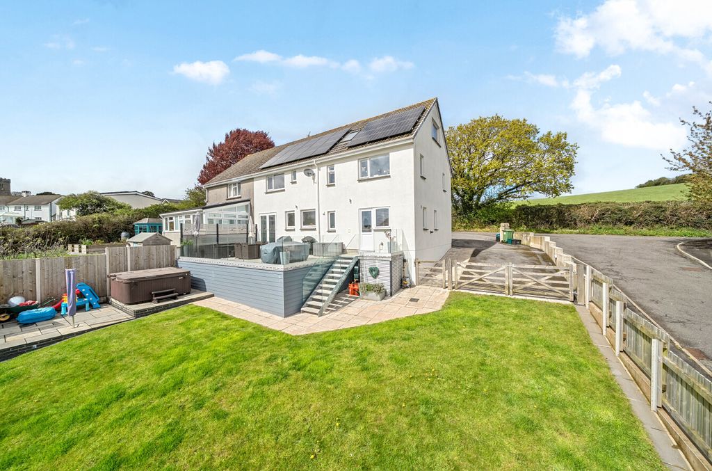 Property photo 1 of 19 Rear Elevation