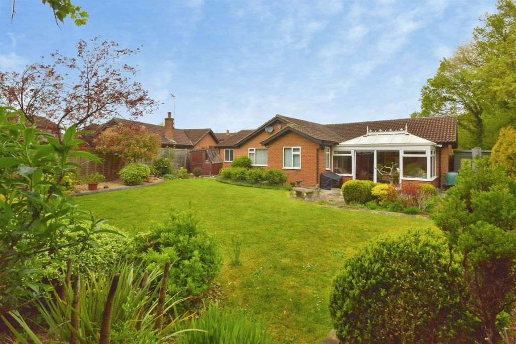 Property photo 2 of 20