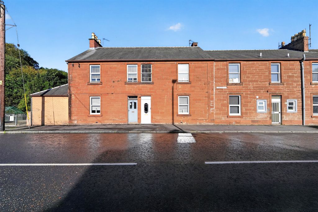 Property photo 1 of 15