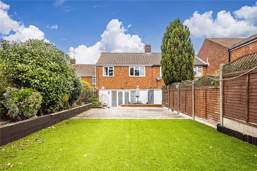 Property photo 3 of 27 Picture No. 12