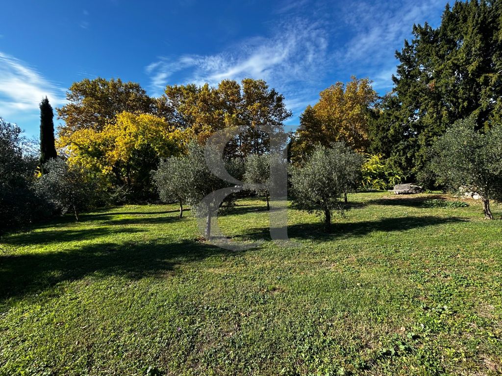 Property photo 3 of 31