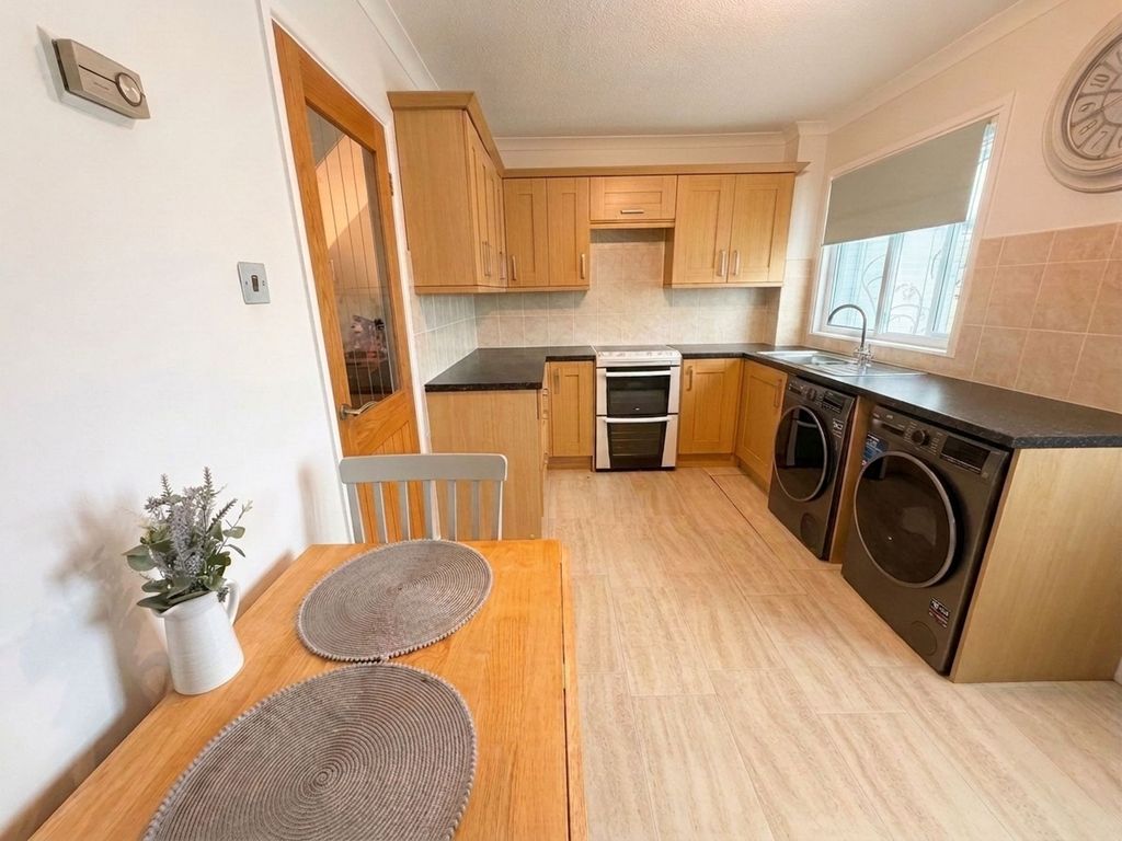 Property photo 2 of 22