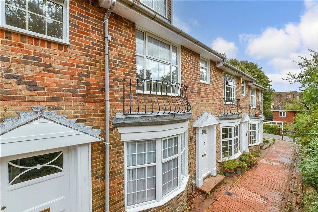 Property photo 2 of 16 Front