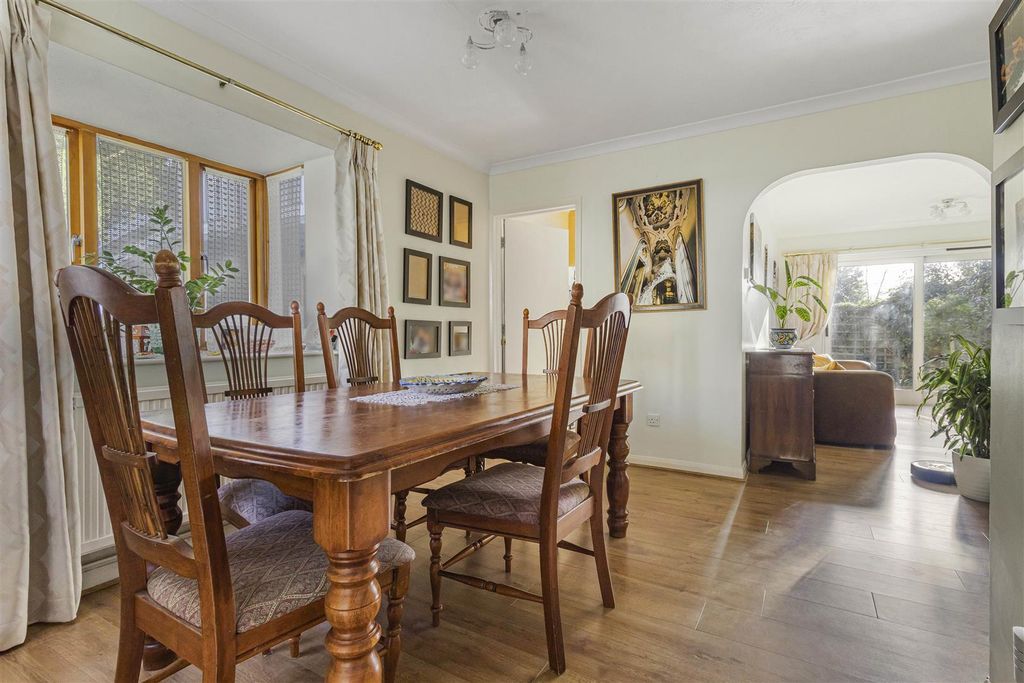 Property photo 3 of 20 2_68831.Jpg