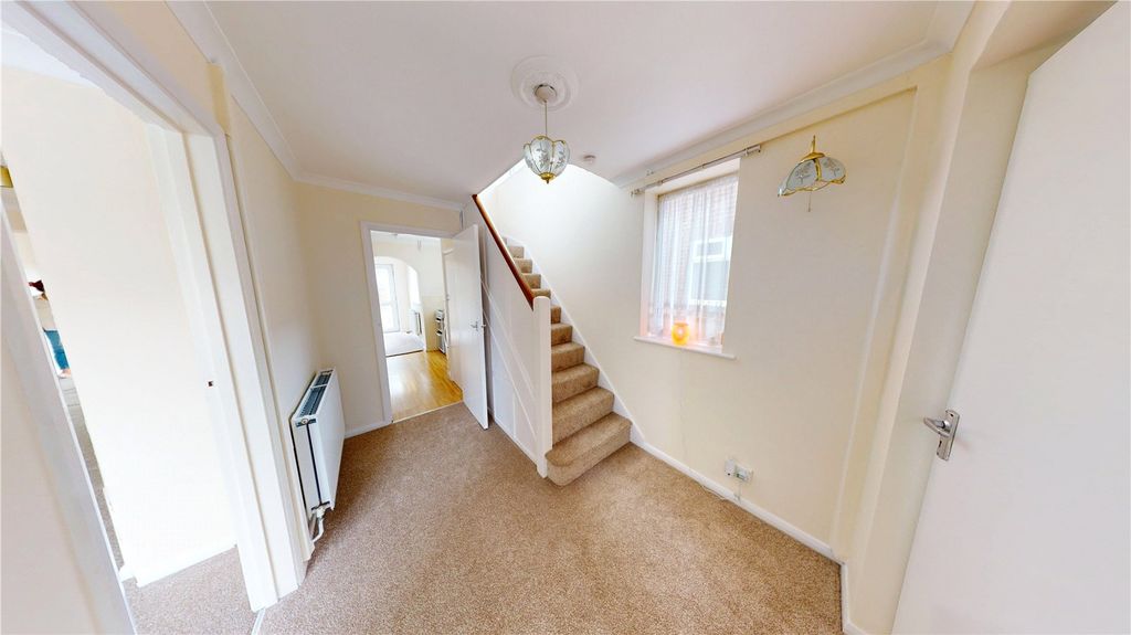 Property photo 3 of 18 Picture No. 06